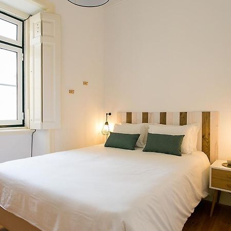 Lovelystay - Cozy 3Bdr Apartment In Estrela Lisboa 外观 照片